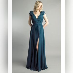 NWT Basix Black Label Pleated Deep V Gown